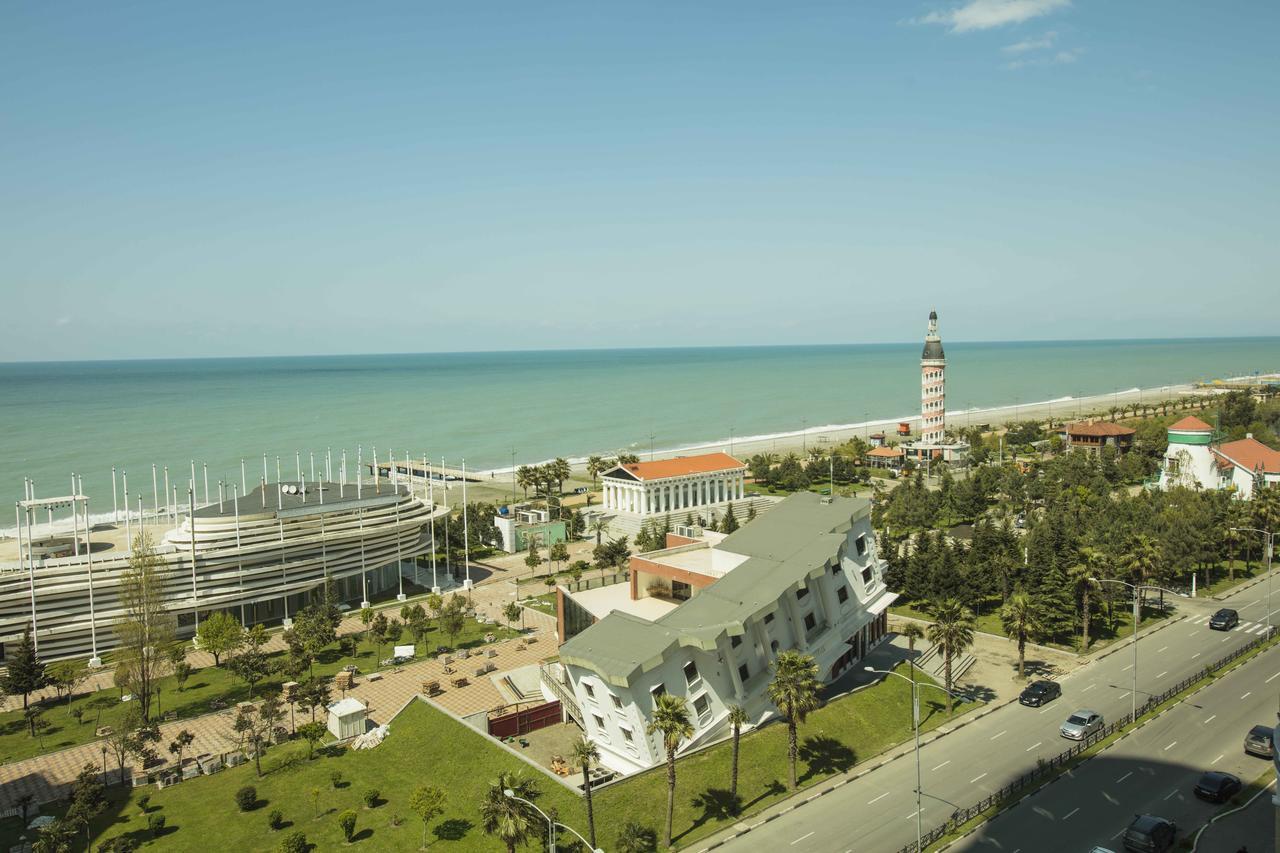 Apartment In Batumi Exterior photo